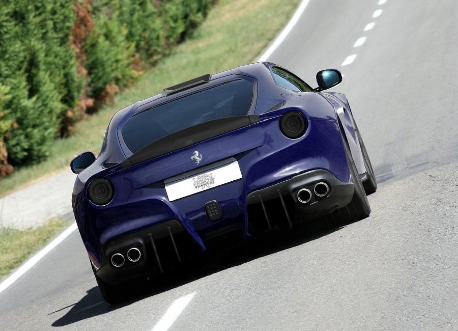  Ferrari F12berlinetta Spia by DMC 2013 года  (фото 3 из 4)